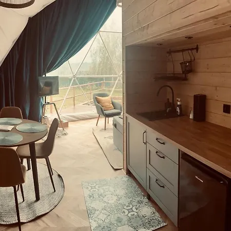Beglamp Glamping - Narty, Gory I Park Narodowy * Szczytna