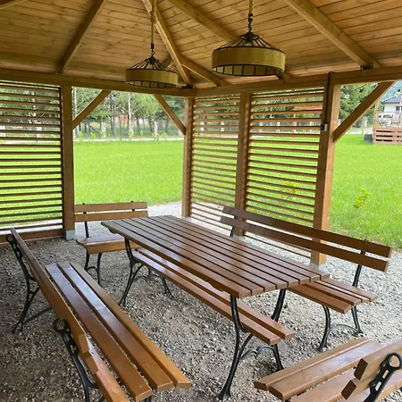 Beglamp Glamping - Narty, Gory I Park Narodowy ラグジュアリーテント シュチトナ