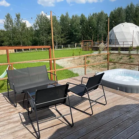 Beglamp Glamping - Narty, Gory I Park Narodowy シュチトナ