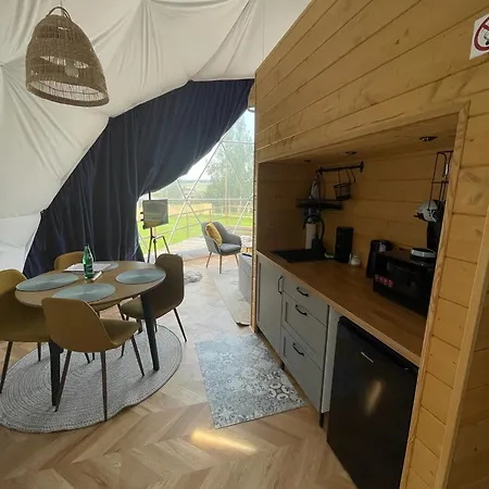 Beglamp Glamping - Narty, Gory I Park Narodowy ラグジュアリーテント